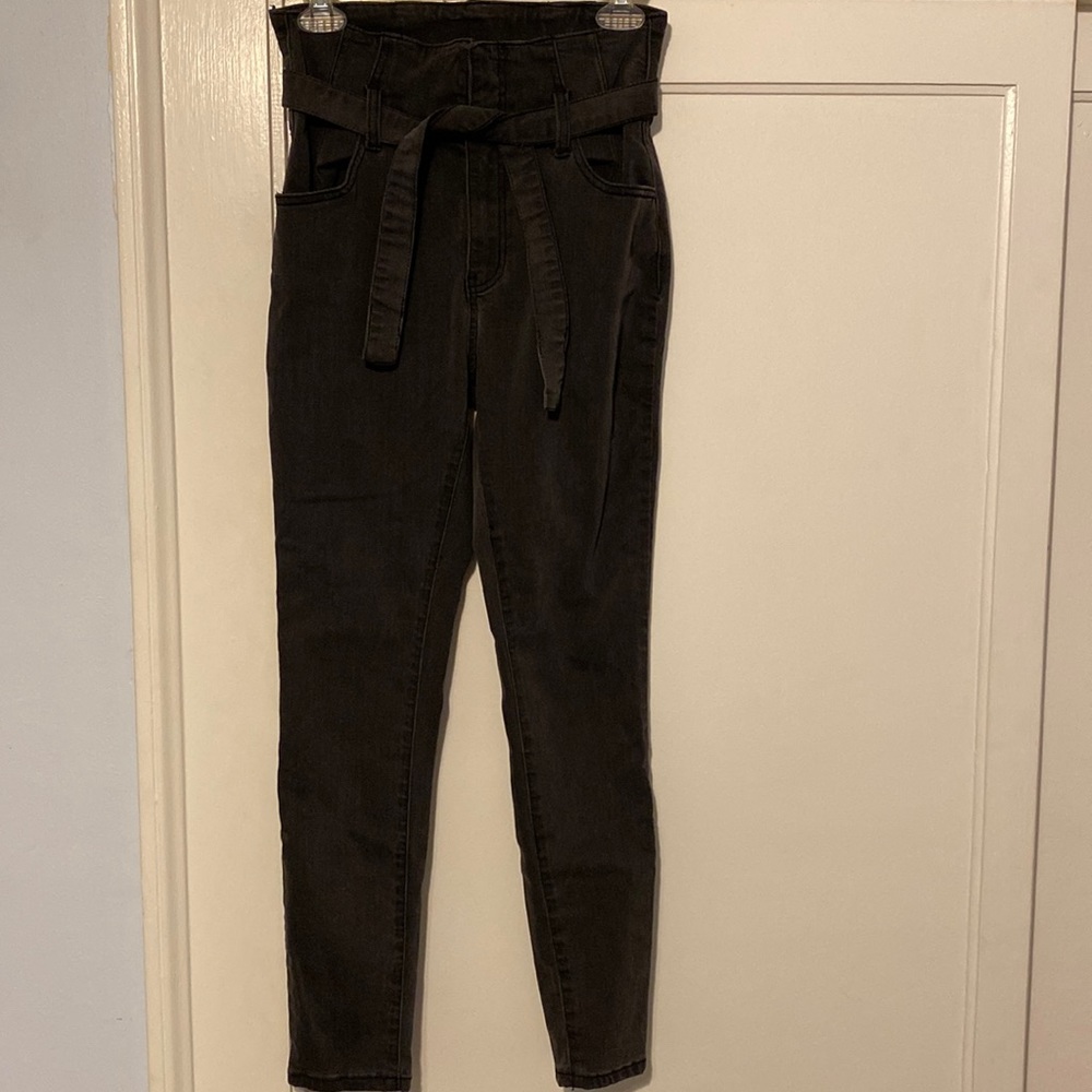 High Waisted/ Tie Belt